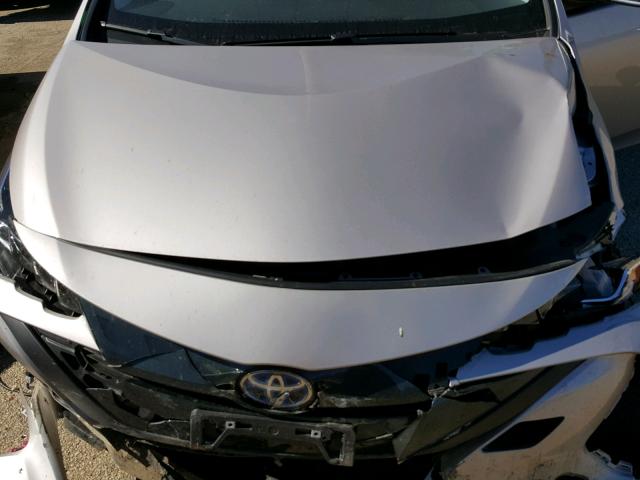 JTDKARFP9H3049500 - 2017 TOYOTA PRIUS PRIM ვერცხლისფერი ფოტო 7