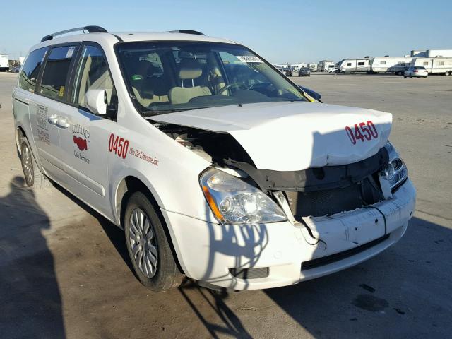 KNDMG4C76C6415029 - 2012 KIA SEDONA LX WHITE photo 1