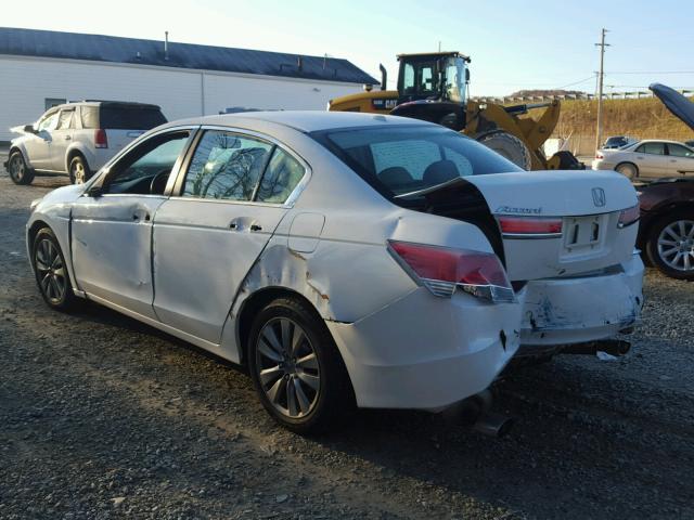 1HGCP3F88CA022173 - 2012 HONDA ACCORD EXL WHITE photo 3