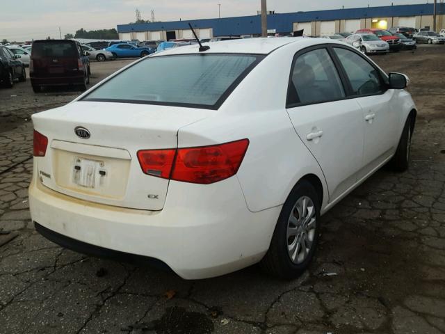 KNAFU4A28A5111144 - 2010 KIA FORTE EX WHITE photo 4