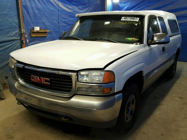 1GTEK19V21E112050 - 2001 GMC NEW SIERRA WHITE photo 2