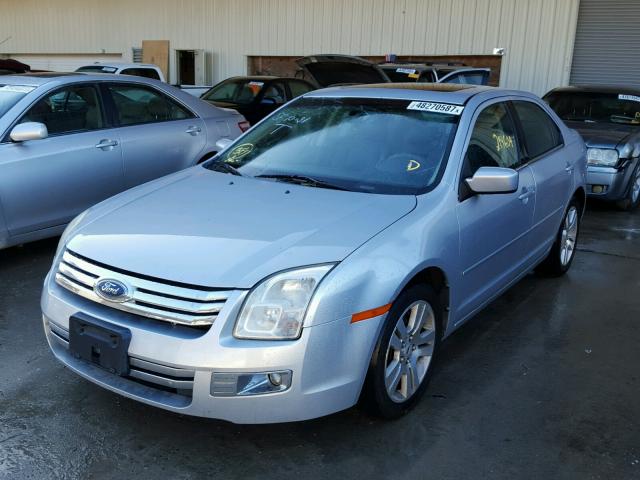 3FAHP08186R184162 - 2006 FORD FUSION SEL SILVER photo 2