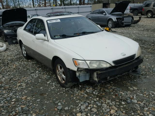 JT8BF28G8X0221018 - 1999 LEXUS ES 300 WHITE photo 1