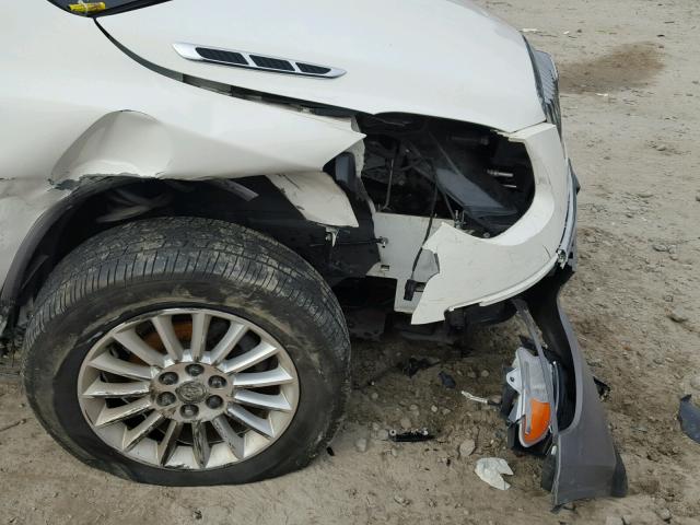 5GALVBED2AJ237074 - 2010 BUICK ENCLAVE CX WHITE photo 9