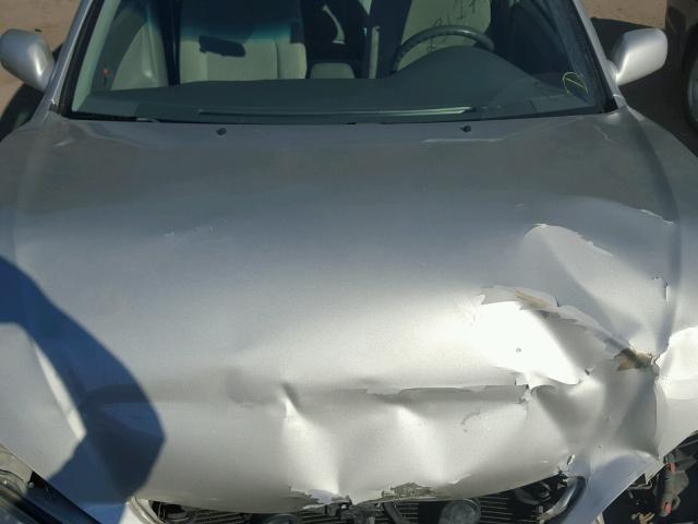 4T1BE32K44U271177 - 2004 TOYOTA CAMRY LE 黑色 照片 7