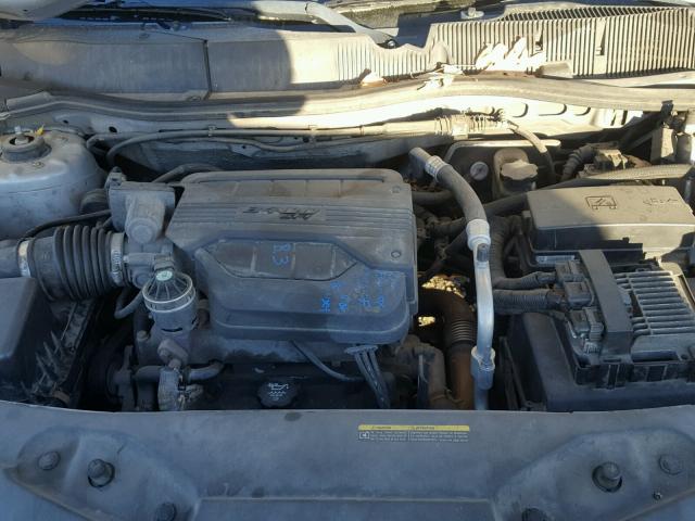 2CKDL63F166091722 - 2006 PONTIAC TORRENT SILVER photo 7