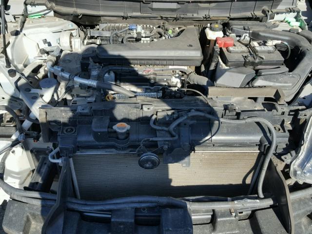 5N1AT2MV1EC806489 - 2014 NISSAN ROGUE S SILVER photo 7