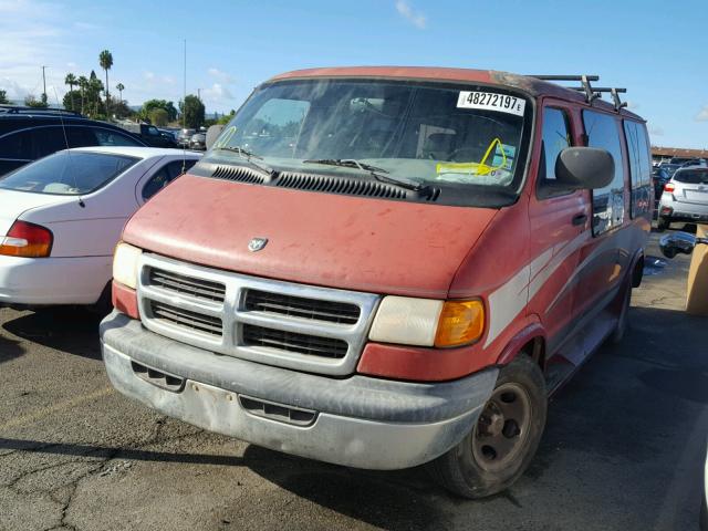 2B6HB11Y1WK136706 - 1998 DODGE RAM VAN B1 RED photo 2