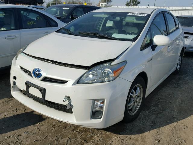 JTDKN3DU0A1003274 - 2010 TOYOTA PRIUS WHITE photo 2