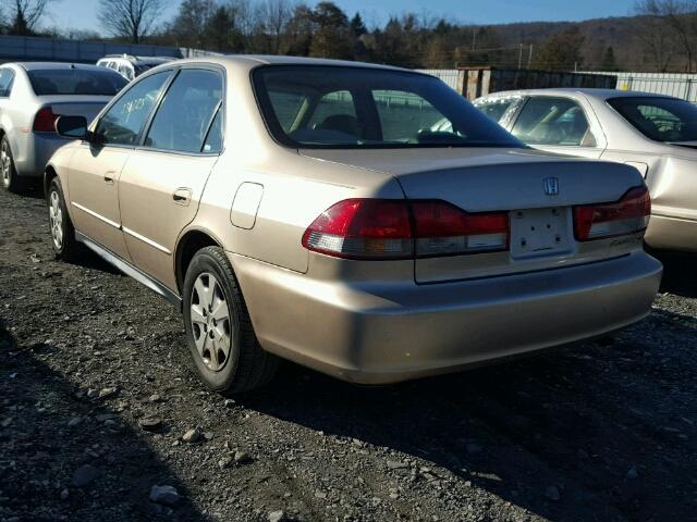 1HGCG16481A076863 - 2001 HONDA ACCORD LX GOLD photo 3