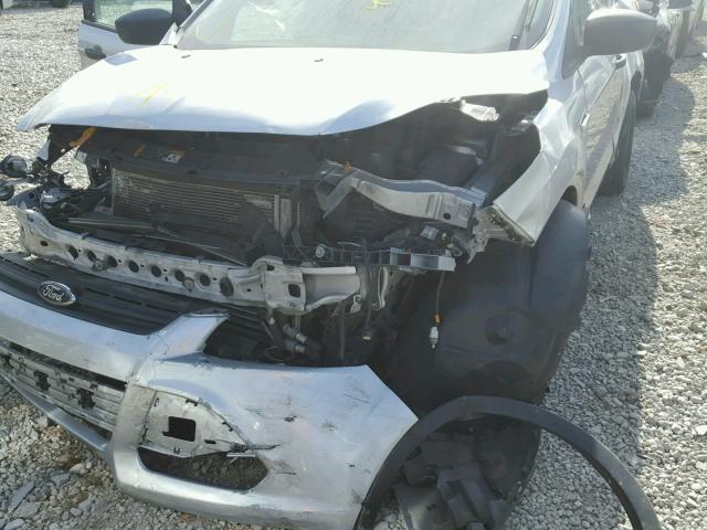 1FMCU0F72DUB17417 - 2013 FORD ESCAPE S SILVER photo 9