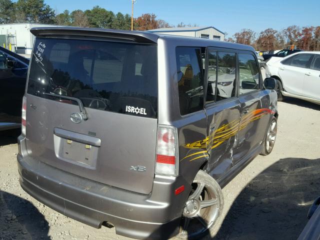 JTLKT324354029529 - 2005 TOYOTA SCION XB GRAY photo 4