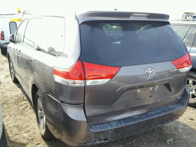 5TDKA3DC5CS016238 - 2012 TOYOTA SIENNA BAS GRAY photo 3