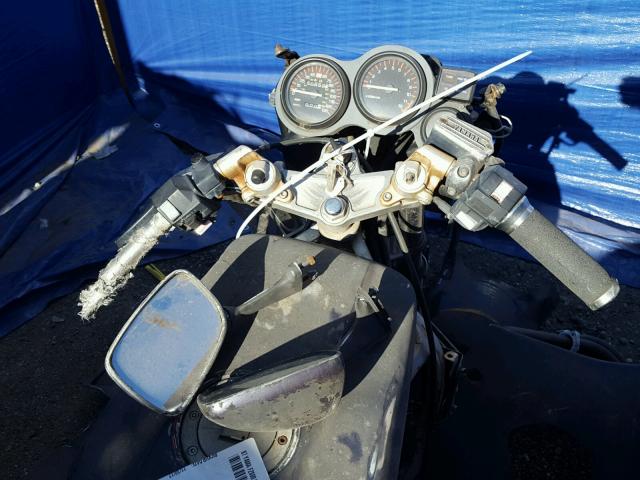 JYA2AY006HA002602 - 1987 YAMAHA FZ600 BLACK photo 5