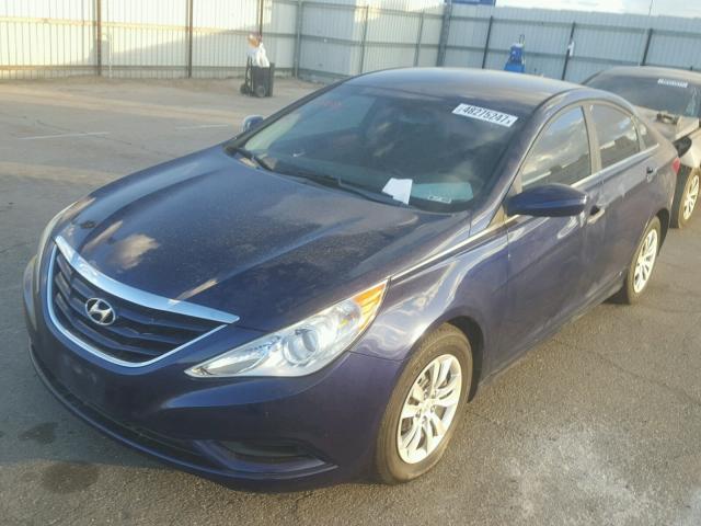 5NPEB4AC5DH530523 - 2013 HYUNDAI SONATA GLS BLUE photo 2