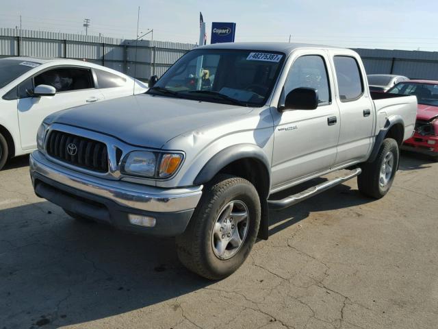 5TEGN92N62Z076130 - 2002 TOYOTA TACOMA DOU SILVER photo 2