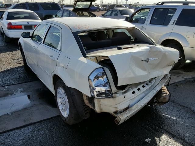 2C3KA43R97H693460 - 2007 CHRYSLER 300 WHITE photo 3