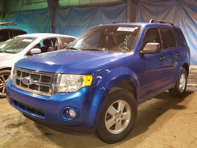 1FMCU0DG3BKC49615 - 2011 FORD ESCAPE XLT BLUE photo 2