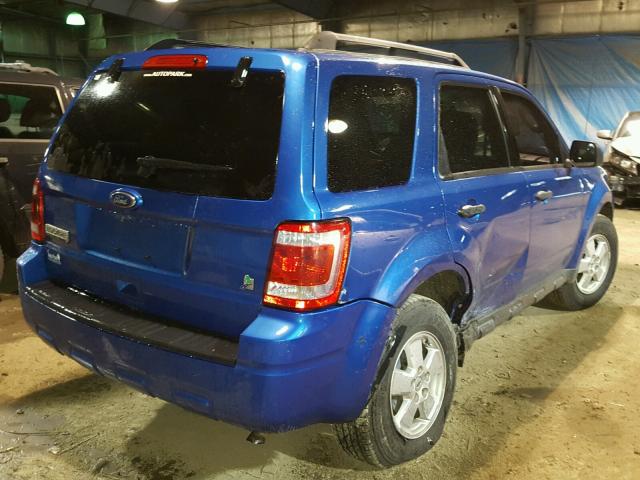 1FMCU0DG3BKC49615 - 2011 FORD ESCAPE XLT BLUE photo 4