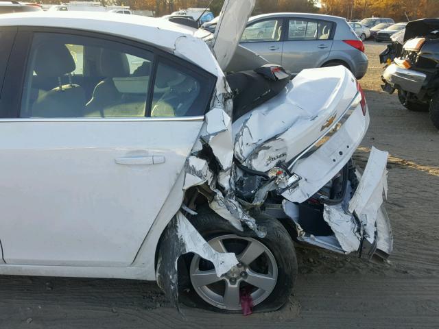 1G1PC5SB1F7127463 - 2015 CHEVROLET CRUZE LT WHITE photo 9