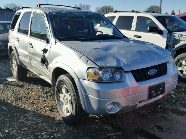 1FMCU94187KA83454 - 2007 FORD ESCAPE LIM SILVER photo 1