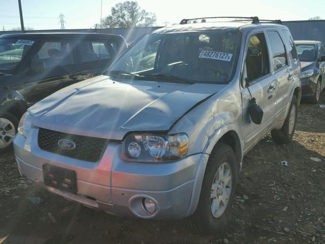 1FMCU94187KA83454 - 2007 FORD ESCAPE LIM SILVER photo 2