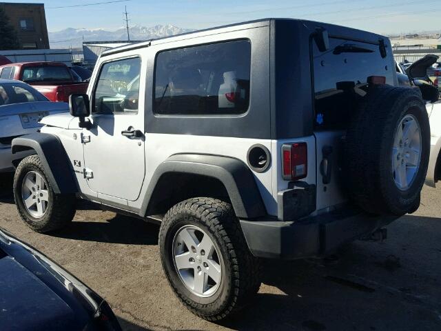 1J4FA24179L764570 - 2009 JEEP WRANGLER X SILVER photo 3