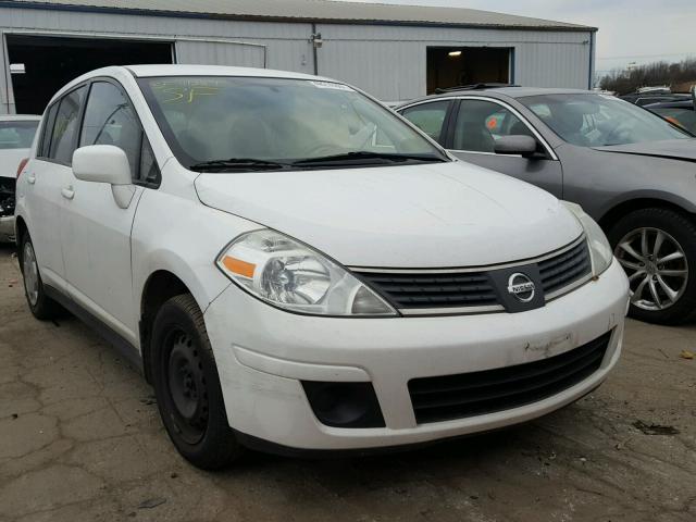 3N1BC13E29L360094 - 2009 NISSAN VERSA S WHITE photo 1