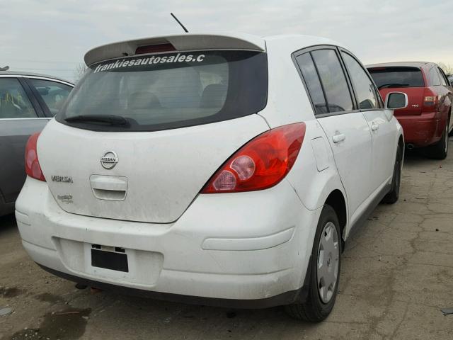 3N1BC13E29L360094 - 2009 NISSAN VERSA S WHITE photo 4