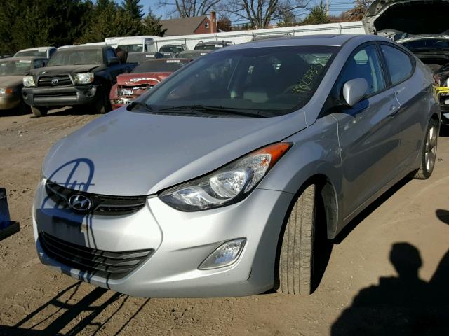 5NPDH4AEXBH021018 - 2011 HYUNDAI ELANTRA GL SILVER photo 2