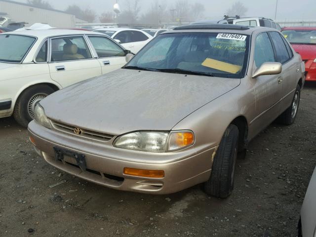 4T1BF12K8TU128524 - 1996 TOYOTA CAMRY LE TAN photo 2