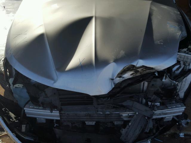 3LN6L2GK5FR618097 - 2015 LINCOLN MKZ SILVER photo 7