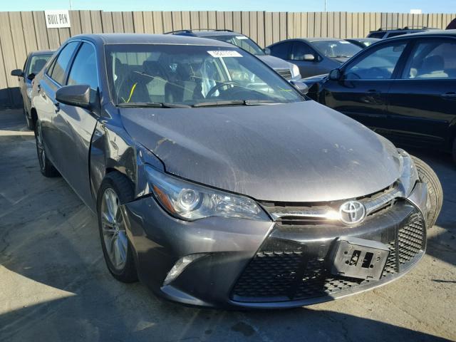 4T1BF1FK5FU910102 - 2015 TOYOTA CAMRY LE GRAY photo 1