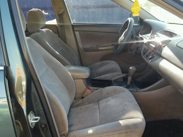 4T1BE32K54U360384 - 2004 TOYOTA CAMRY LE BLACK photo 5