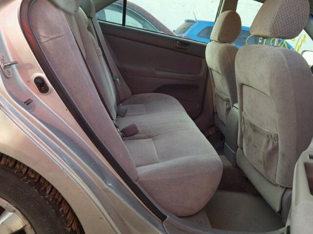 4T1BE32K14U868822 - 2004 TOYOTA CAMRY LE ვერცხლისფერი ფოტო 6