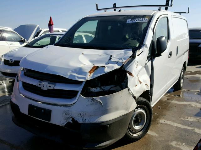 3N63M0ZN4FK694030 - 2015 CHEVROLET CITY EXPRE WHITE photo 2