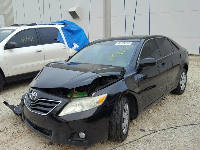 4T1BF3EK7AU106759 - 2010 TOYOTA CAMRY BASE BLACK photo 2