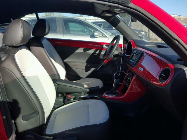 3VW517AT3HM805727 - 2017 VOLKSWAGEN BEETLE S/S 红色 照片 5