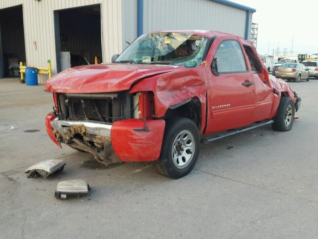 3GCPCSEA0BG118664 - 2011 CHEVROLET SILVERADO RED photo 2