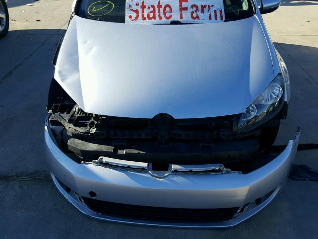 WVWAB7AJ9CW332101 - 2012 VOLKSWAGEN GOLF 银色 照片 9