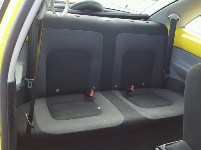 3VWCB21C82M432781 - 2002 VOLKSWAGEN NEW BEETLE 黄色 照片 6