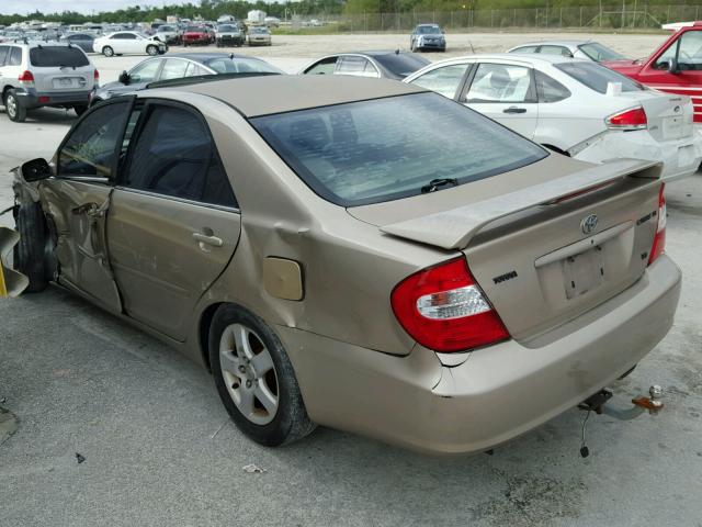 4T1BF30K12U029931 - 2002 TOYOTA CAMRY LE BEIGE photo 3