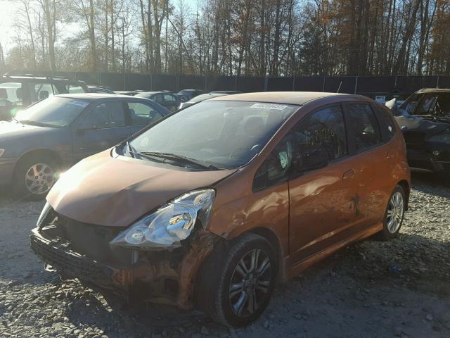 JHMGE8H45AS020108 - 2010 HONDA FIT SPORT ORANGE photo 2