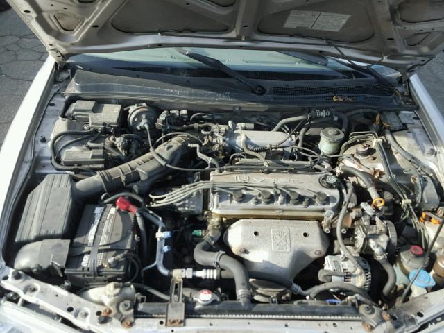 1HGCD7264VA031217 - 1997 HONDA ACCORD EX GOLD photo 7