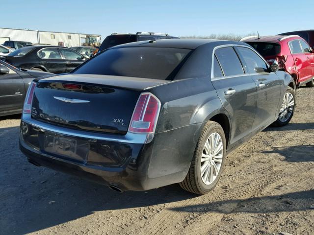 2C3CCAKG4EH260462 - 2014 CHRYSLER 300C BLACK photo 4