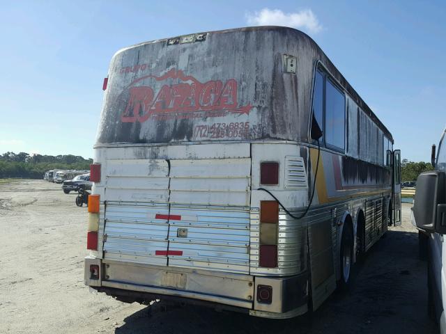 1EUBN8B14LB070422 - 1990 EAGLE TRANSIT BUSES TRANSIT BU SILVER photo 4