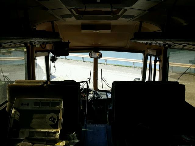 1EUBN8B14LB070422 - 1990 EAGLE TRANSIT BUSES TRANSIT BU SILVER photo 5