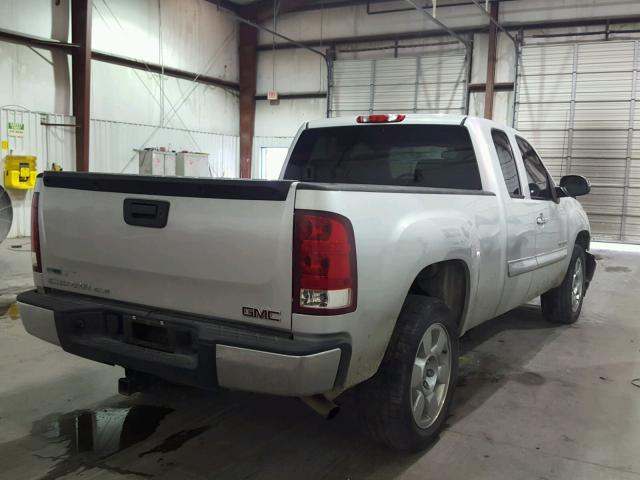 1GTR1VE07BZ223161 - 2011 GMC SIERRA C15 SILVER photo 4