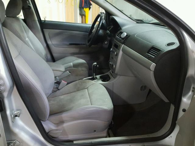 1G1AL52F057598091 - 2005 CHEVROLET COBALT LS SILVER photo 5