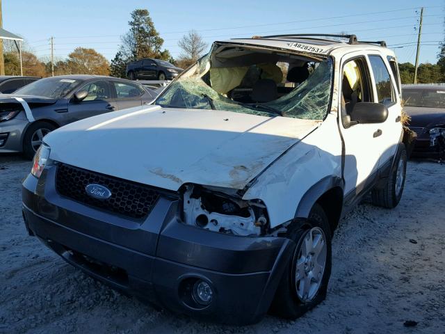 1FMCU03106KB90185 - 2006 FORD ESCAPE XLT WHITE photo 2